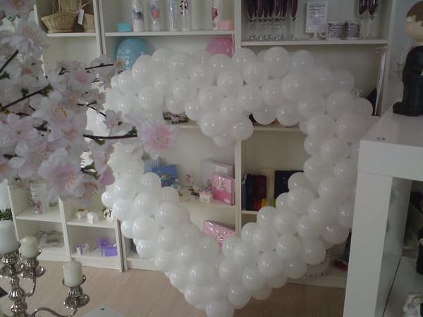 Ballondekoration Hameln · Perlenherz