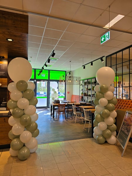 Ballonsäule und Ballongirlande Hameln · individuelle Eventdekoration