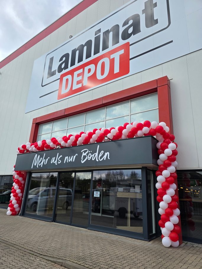 GeschäftseröffnungBallongirlandeFirmeneventFilialeröffnungLaminatDepotHamelnBallonShopHameln2026