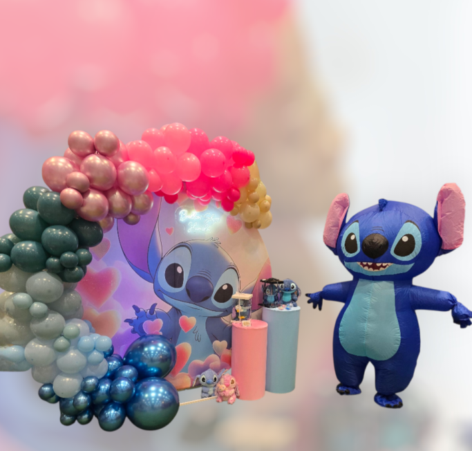 StitchBackdropFotohintergrundBallongirlandeZylindertischeRosaHellblauLEDBeleuchtung