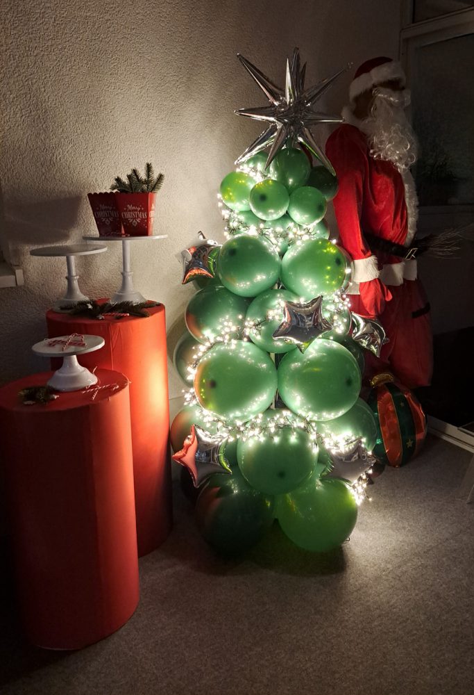 BallonWeihnachtsbaumbeleuchtetBallonShopHameln