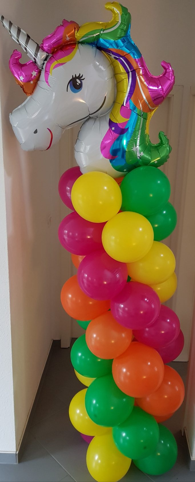 Folienballon Einhorn Ballonsäule
